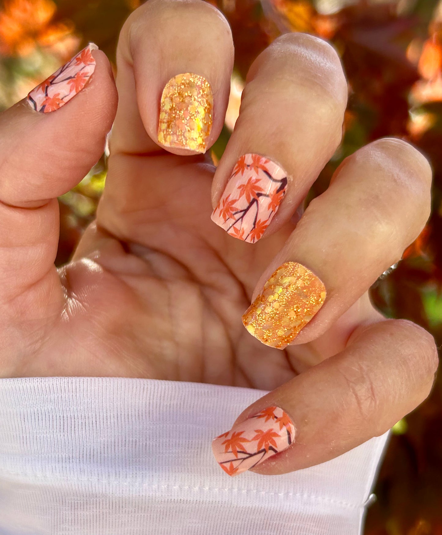 Golden Leaves Nail Wraps
