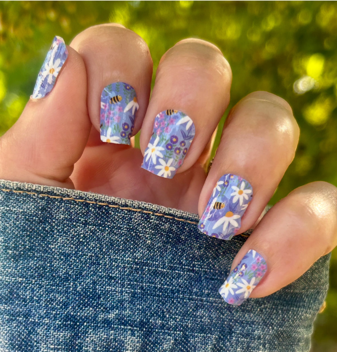 Bee Yourself Nail Wraps