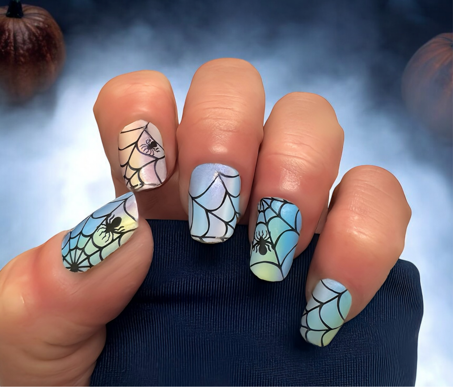 Glistening Spider Webs Nail Wraps