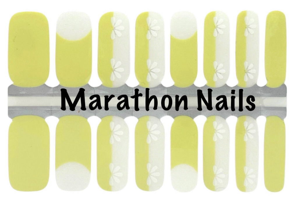 Delightful Daisies Partial Overlay Nail Wraps