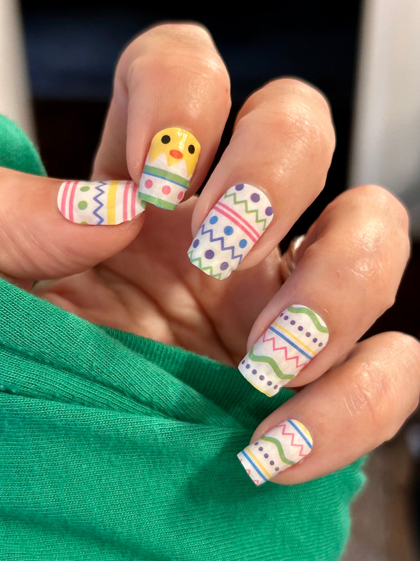 Egg-cellent Easter Nail Wraps