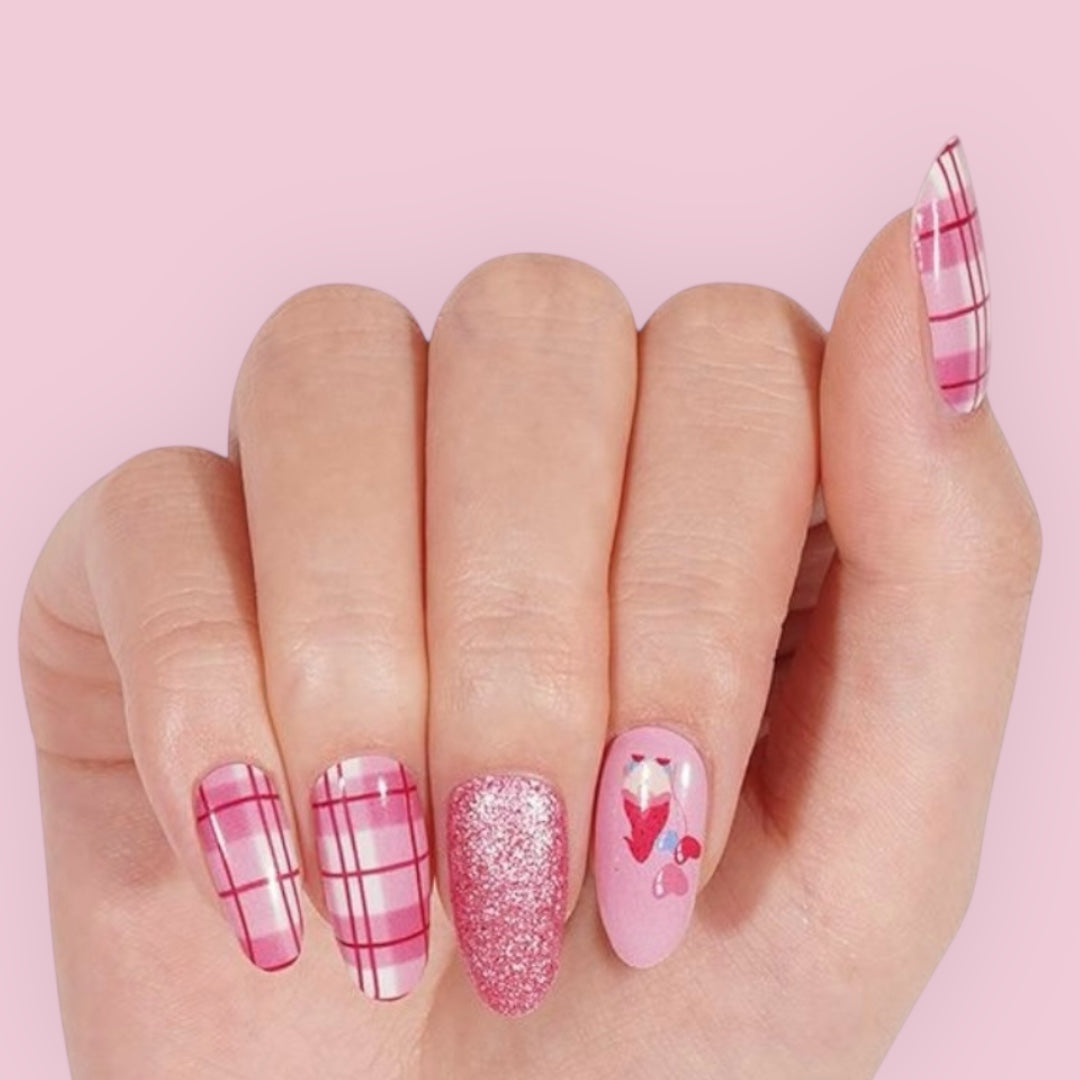 Flirty Little Gnome Nail Wraps