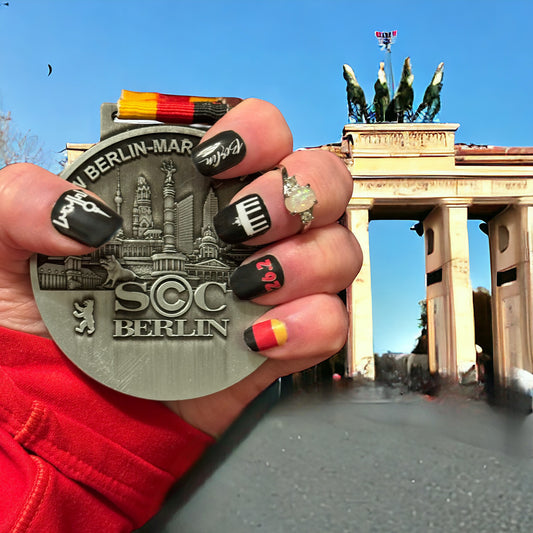 Run Through The Gate - Berlin Marathon Nails - Exclusive  Nail Wraps